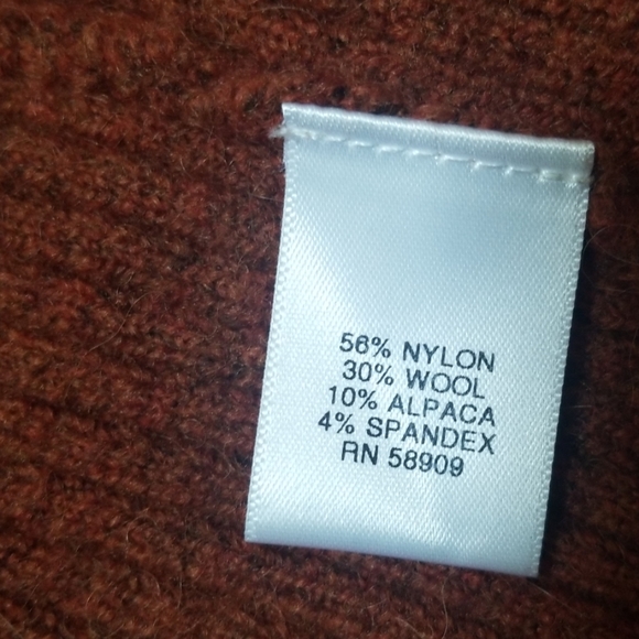 SOLD..BEAUTIFUL RUST CHELSEA & VIOLET WOOL SWEATER - Picture 6 of 7